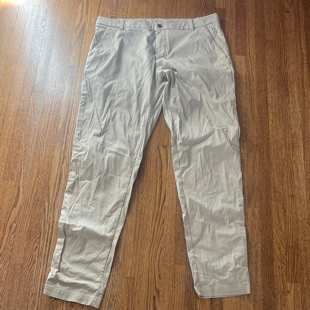 Lululemon Athletica Men's Khaki Chinos